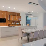 Villa Equilibrium