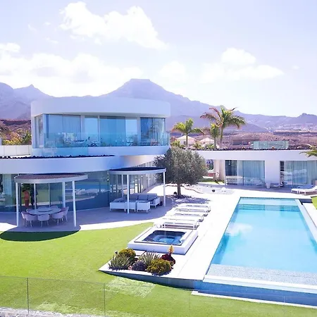 Equilibrium * Costa Adeje (Tenerife)