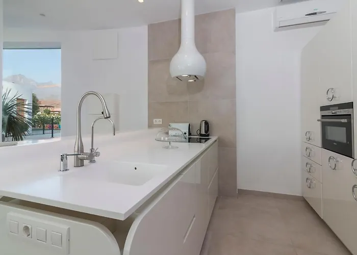 Equilibrium Villa Costa Adeje (Tenerife)