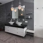 Equilibrium 빌라 아데제