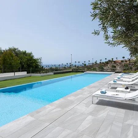 Villa Equilibrium *