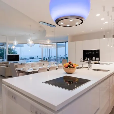 Equilibrium Villa Costa Adeje (Tenerife)