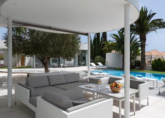 빌라 Equilibrium *