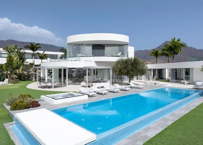 Equilibrium Villa Costa Adeje